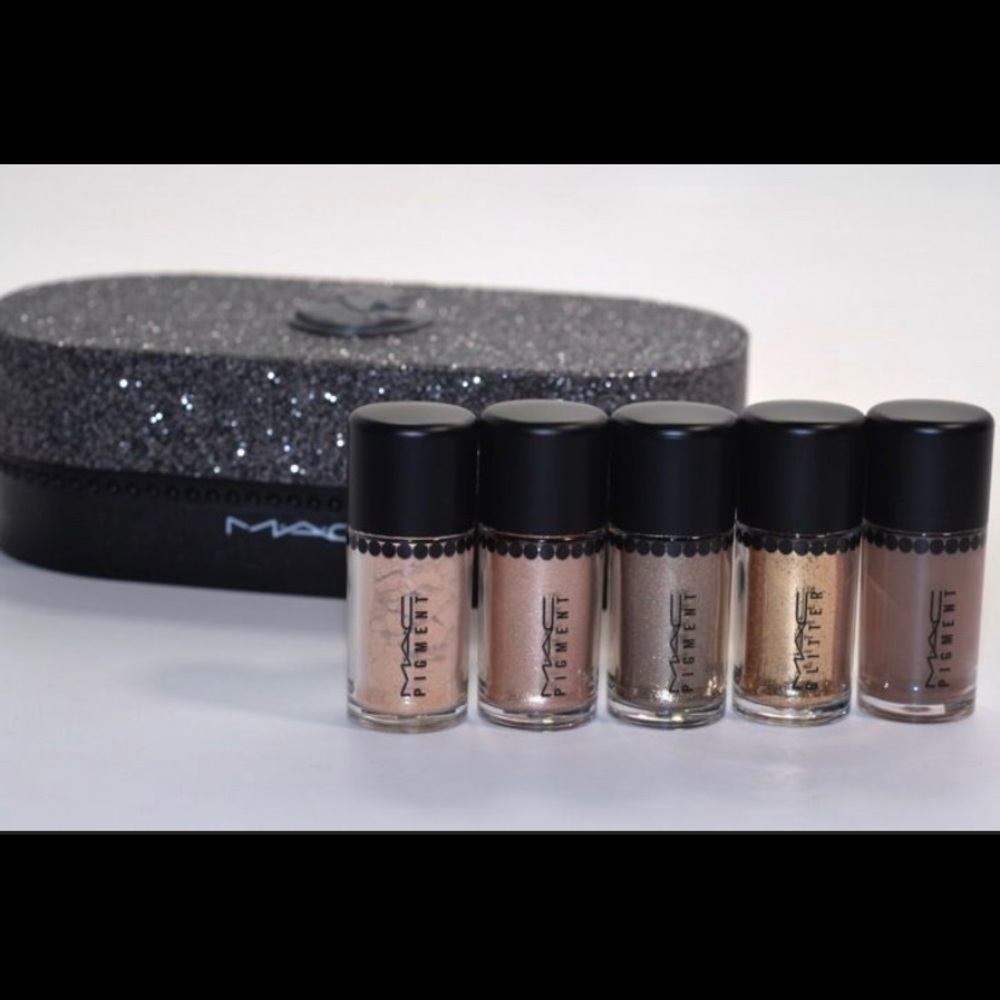 MAC “Objects of Affection” Pigments+Glitter